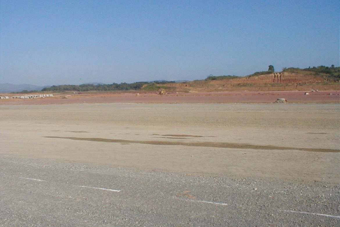 Hangares Aeropuerto Internacional La Isabela