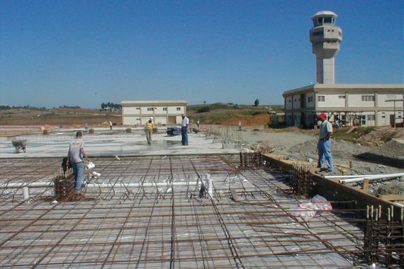 Hangares Aeropuerto Internacional La Isabela